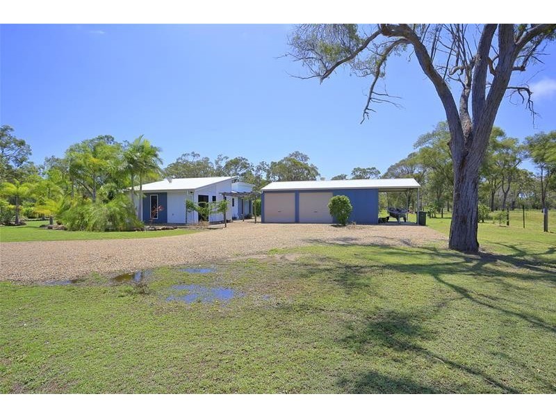 7 Sea Eagle Close, Moore Park Beach QLD 4670