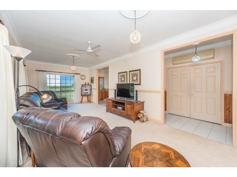 166 Back Windermere Road, Innes Park QLD 4670