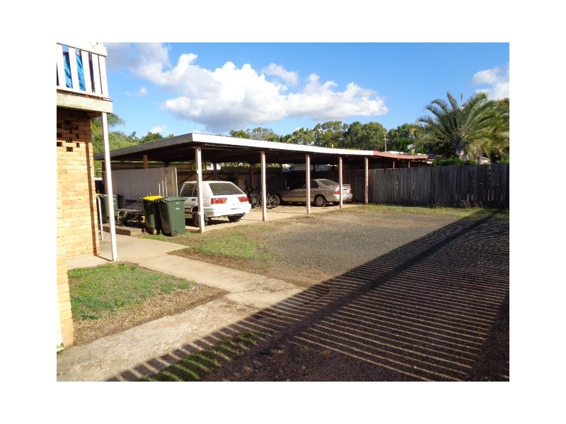 2/39 Club Avenue, Moore Park Beach QLD 4670