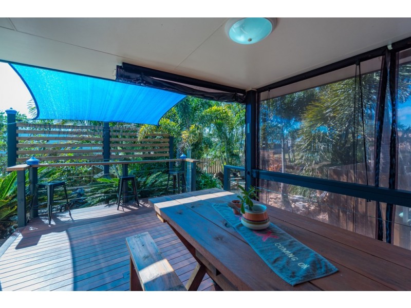 12 Alexander Drive, Moore Park Beach QLD 4670