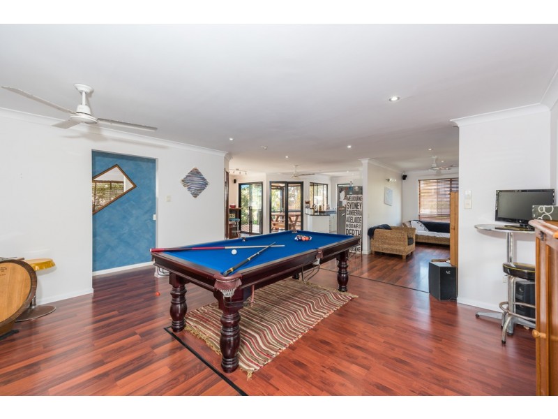 12 Alexander Drive, Moore Park Beach QLD 4670