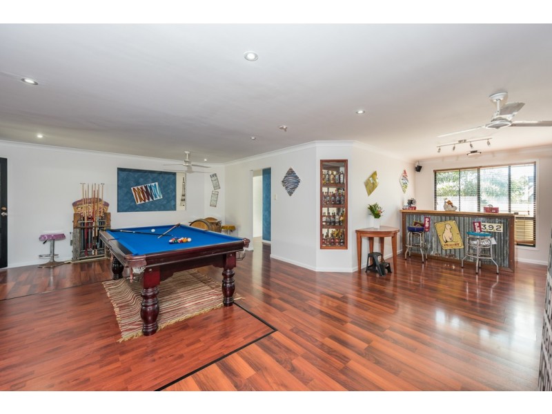 12 Alexander Drive, Moore Park Beach QLD 4670
