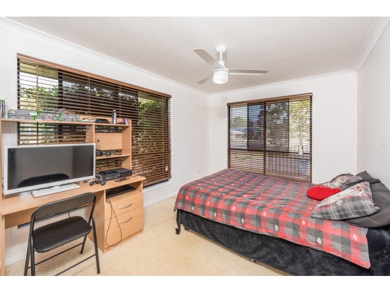 12 Alexander Drive, Moore Park Beach QLD 4670