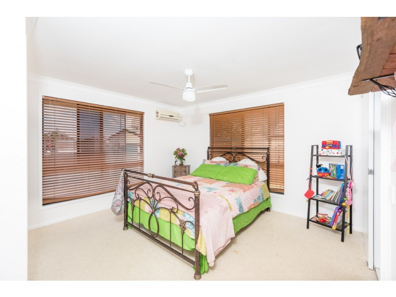 12 Alexander Drive, Moore Park Beach QLD 4670