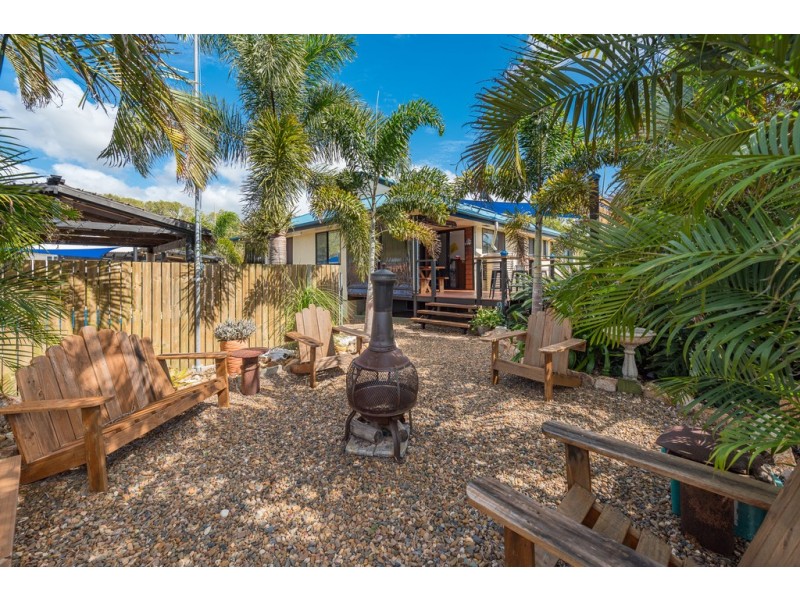 12 Alexander Drive, Moore Park Beach QLD 4670