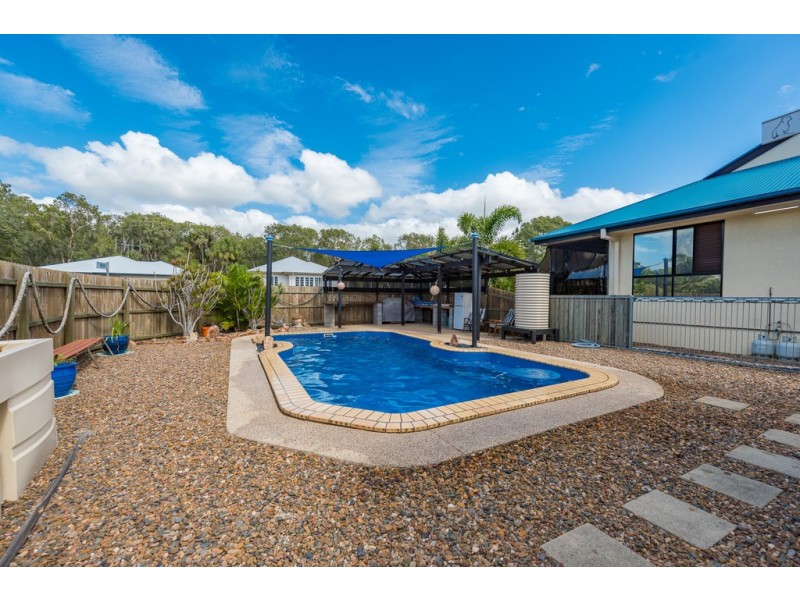 12 Alexander Drive, Moore Park Beach QLD 4670