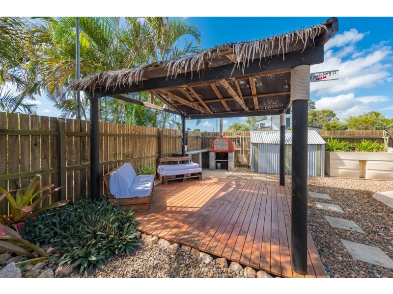 12 Alexander Drive, Moore Park Beach QLD 4670