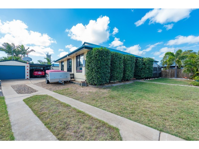 12 Alexander Drive, Moore Park Beach QLD 4670