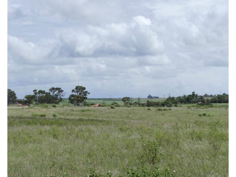 1 Gooburrum Road, Gooburrum QLD 4670