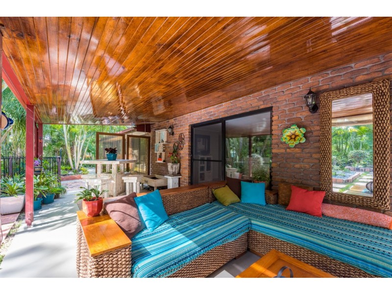 5 Woodlands Lane, Moore Park Beach QLD 4670