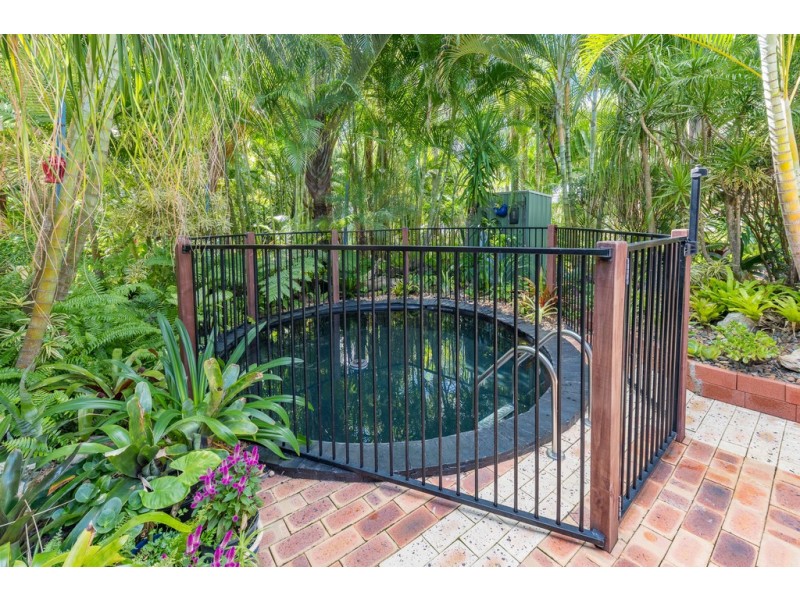 5 Woodlands Lane, Moore Park Beach QLD 4670