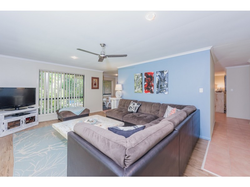 5 Woodlands Lane, Moore Park Beach QLD 4670