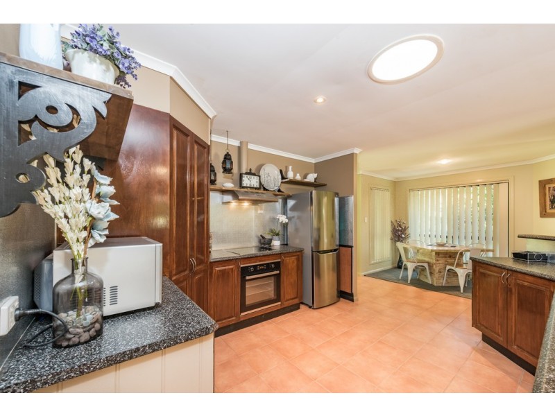 5 Woodlands Lane, Moore Park Beach QLD 4670