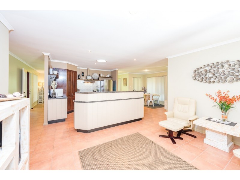 5 Woodlands Lane, Moore Park Beach QLD 4670