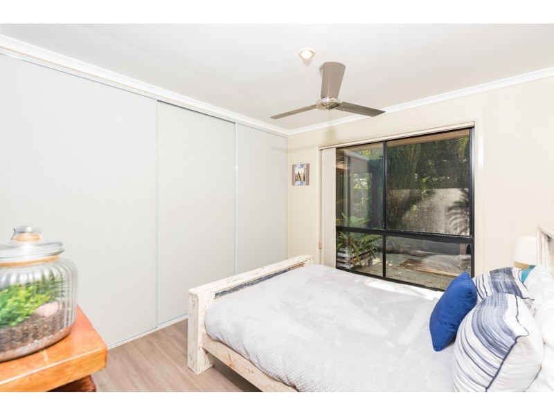 5 Woodlands Lane, Moore Park Beach QLD 4670