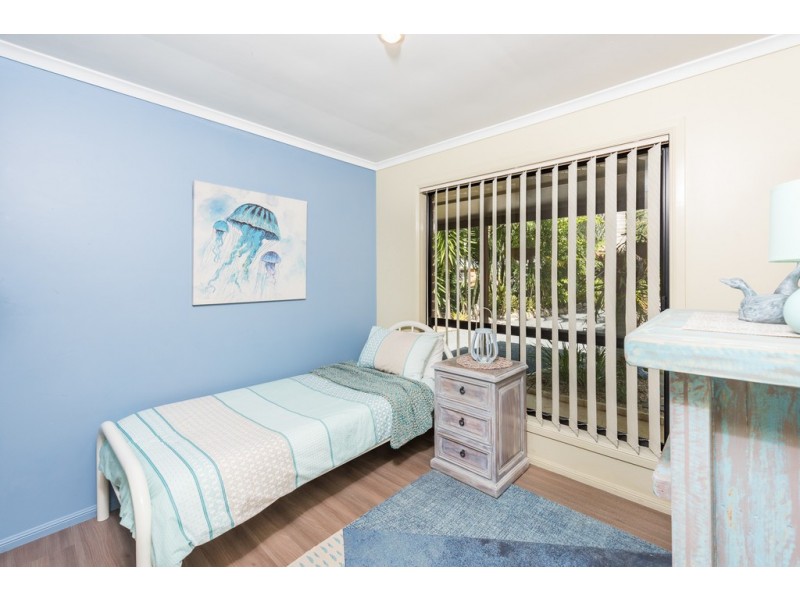 5 Woodlands Lane, Moore Park Beach QLD 4670