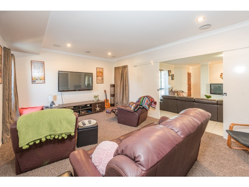 24 Osborn Street, Svensson Heights QLD 4670