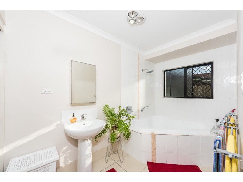 24 Osborn Street, Svensson Heights QLD 4670
