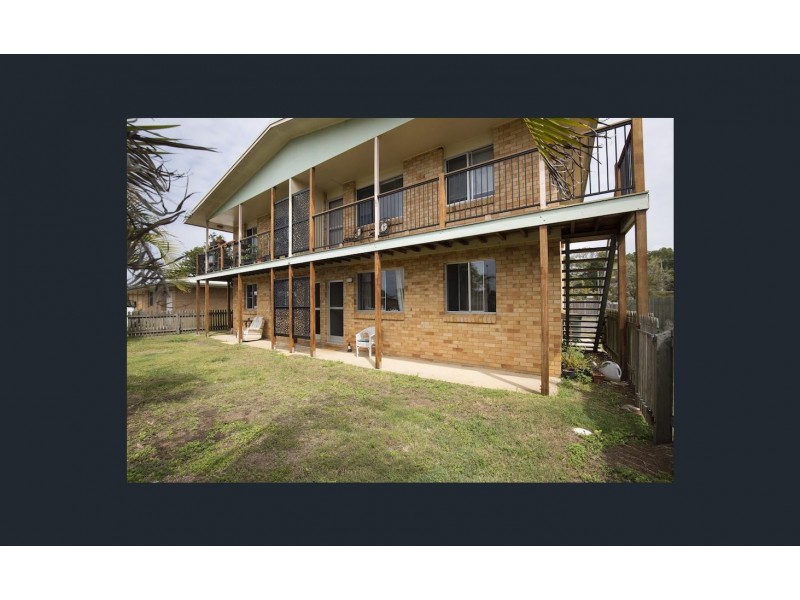 39 Club Avenue, Moore Park Beach QLD 4670