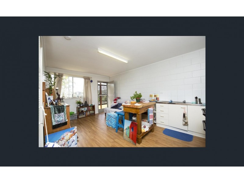 39 Club Avenue, Moore Park Beach QLD 4670
