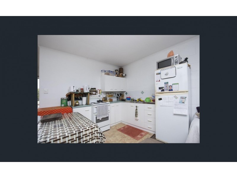 39 Club Avenue, Moore Park Beach QLD 4670