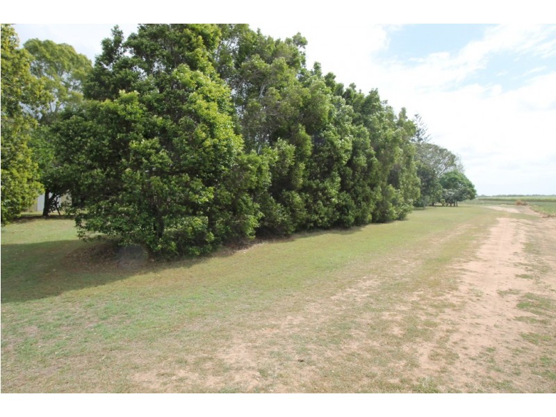 496 Gooburrum Road, Welcome Creek QLD 4670