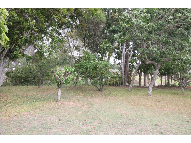 496 Gooburrum Road, Welcome Creek QLD 4670