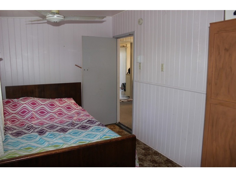 17 Cunningham Street, Monto QLD 4630