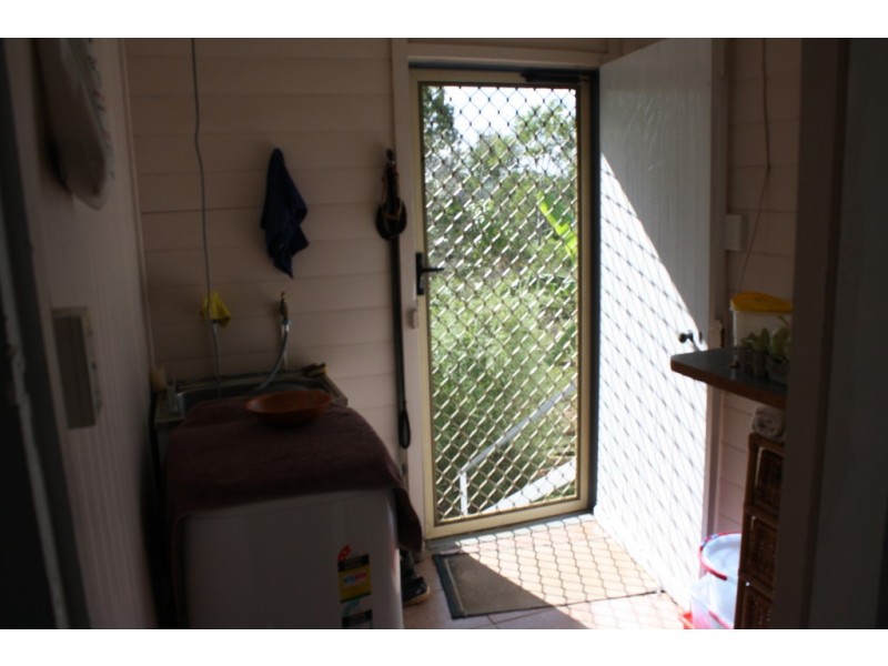 10 Morris Terrace, Gin Gin QLD 4671