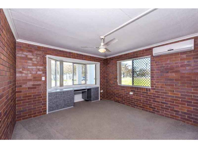41 Sea Esplanade, Burnett Heads QLD 4670