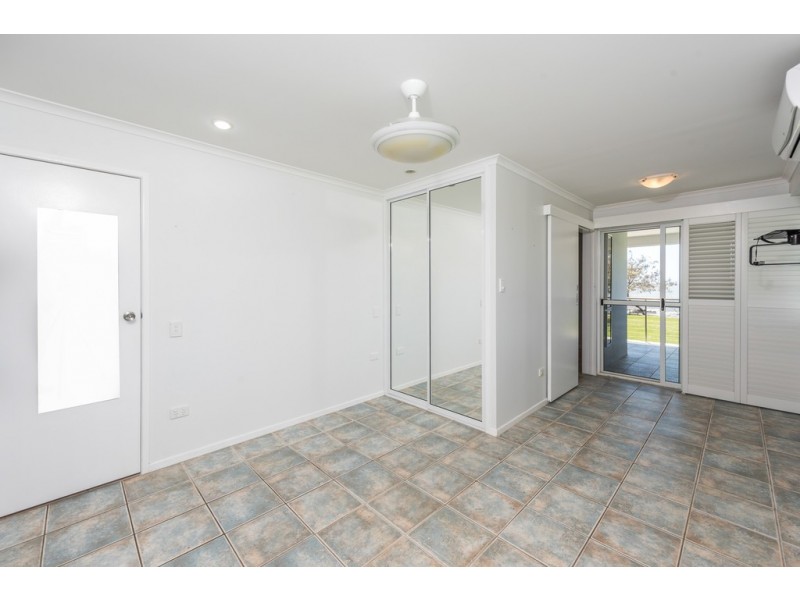 41 Sea Esplanade, Burnett Heads QLD 4670