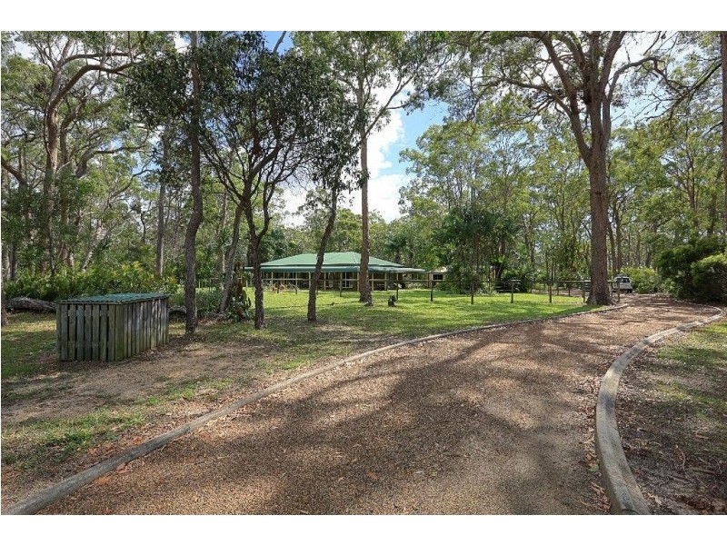 14 Hannah Court, Moore Park Beach QLD 4670