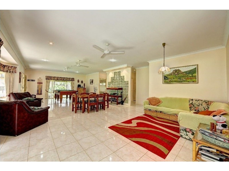 14 Hannah Court, Moore Park Beach QLD 4670