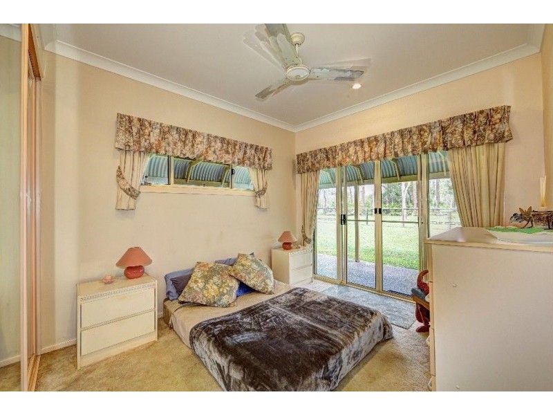 14 Hannah Court, Moore Park Beach QLD 4670