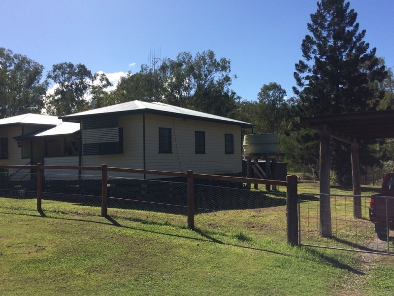 3 Russell Street, Mount Perry QLD 4671