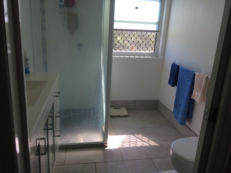 3 Russell Street, Mount Perry QLD 4671