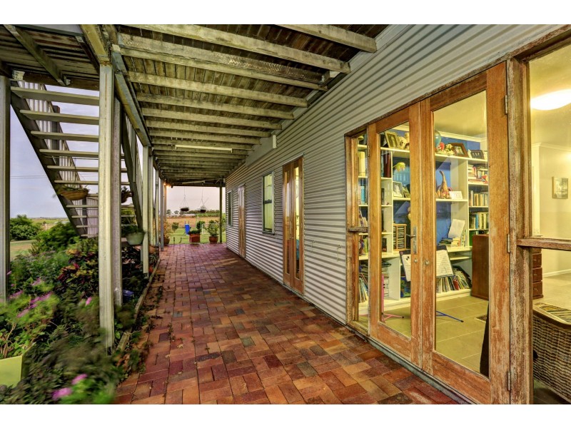 388 Booyan Road, Moore Park Beach QLD 4670