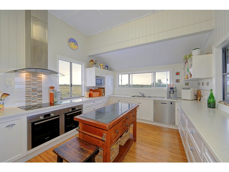 388 Booyan Road, Moore Park Beach QLD 4670