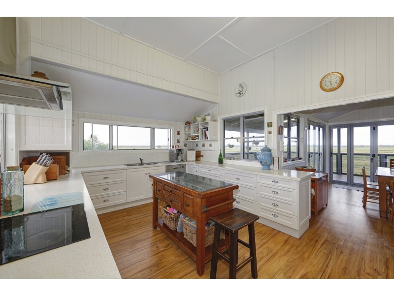 388 Booyan Road, Moore Park Beach QLD 4670