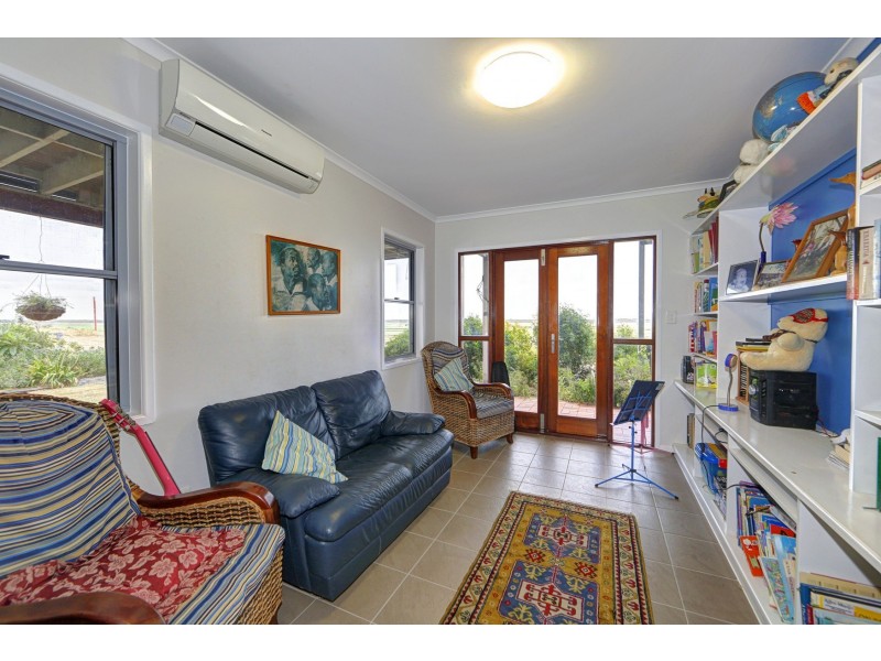 388 Booyan Road, Moore Park Beach QLD 4670