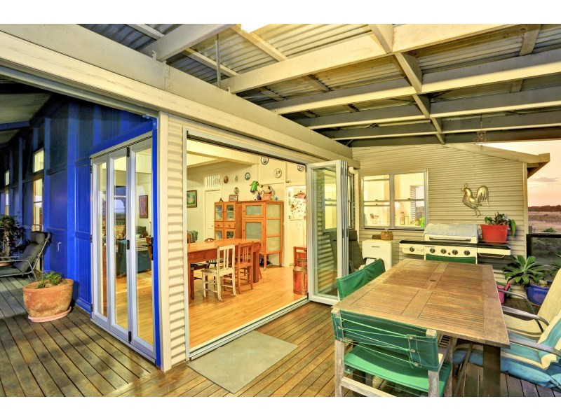 388 Booyan Road, Moore Park Beach QLD 4670