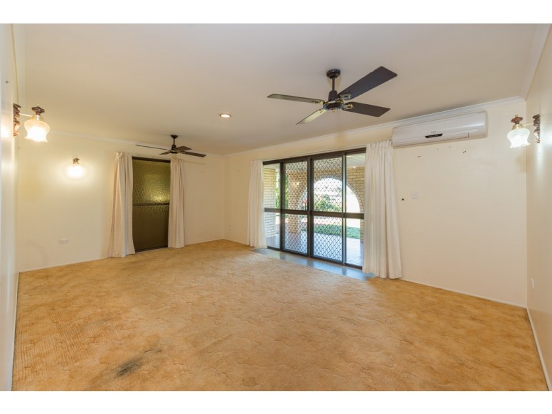 14 Campbell Street, Burnett Heads QLD 4670
