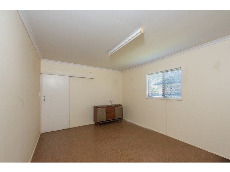 14 Campbell Street, Burnett Heads QLD 4670