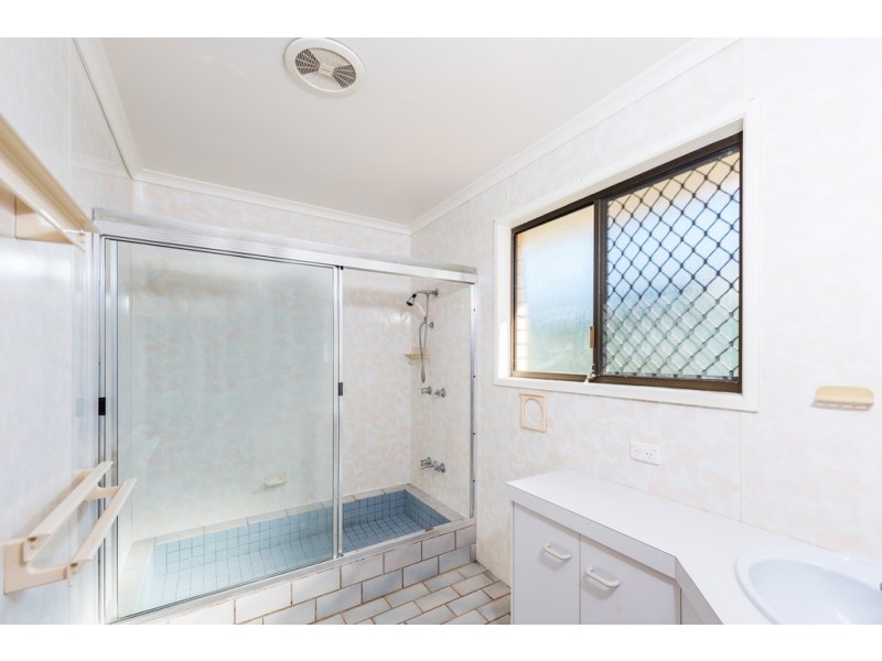 14 Campbell Street, Burnett Heads QLD 4670