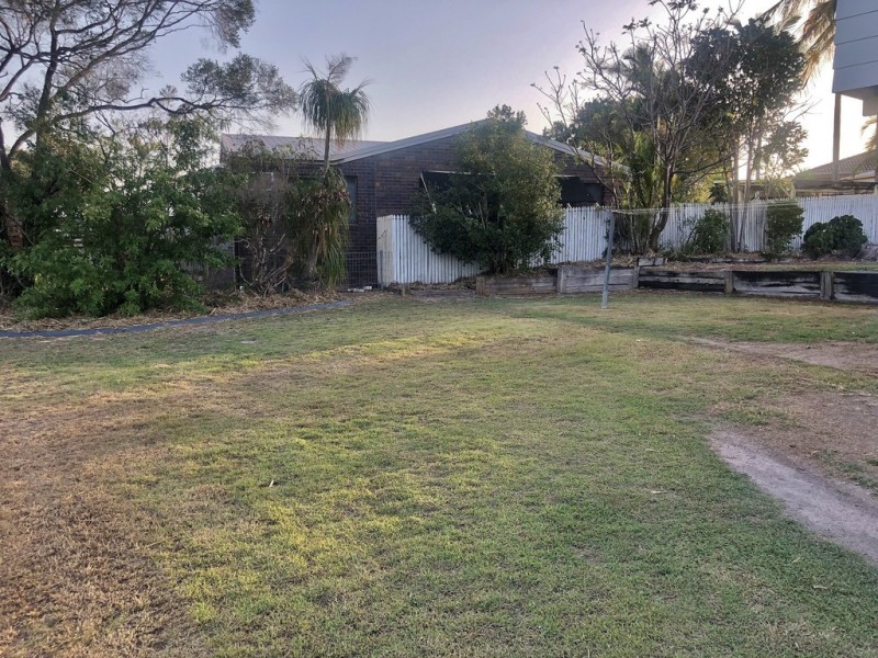 2 Newhaven Court, Avoca QLD 4670