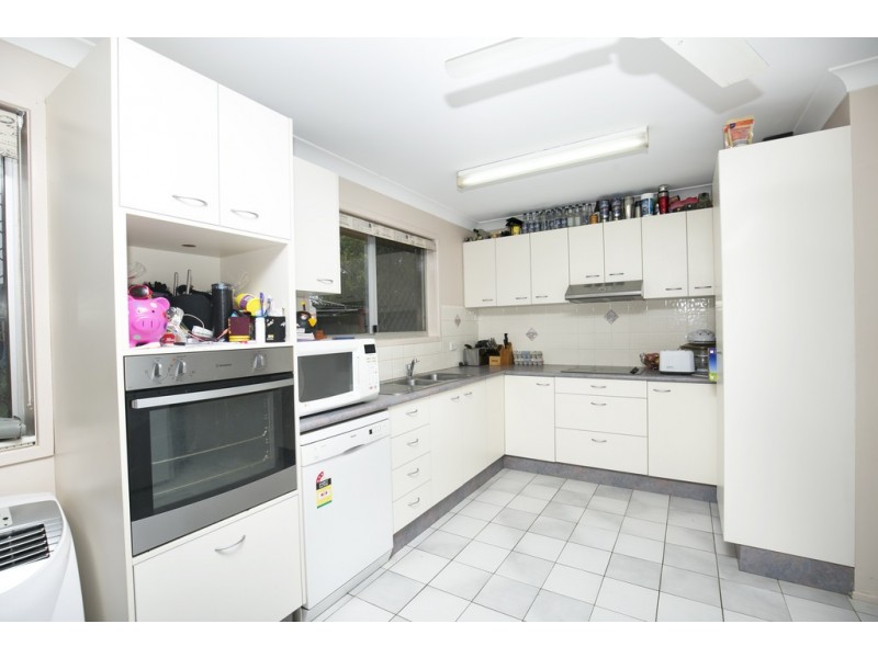 16 Kingsford Street, Kalkie QLD 4670