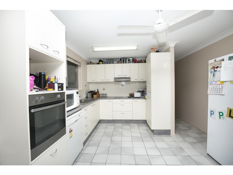 16 Kingsford Street, Kalkie QLD 4670