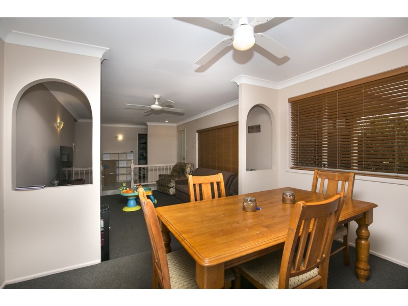 16 Kingsford Street, Kalkie QLD 4670