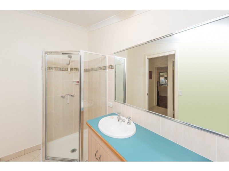 384 Bourbong Street, Millbank QLD 4670