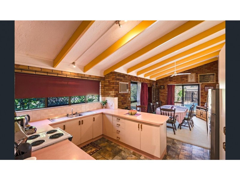 43 Gahans Road, Kalkie QLD 4670